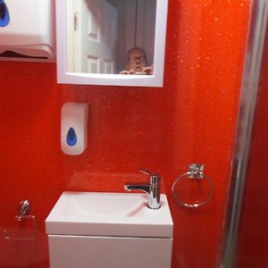Twin Room Private Bathroom
